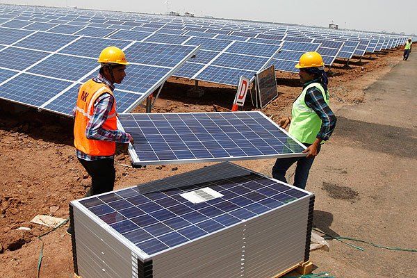 Hệ 8kW Điện Mặt Trời Hòa Lưới Bám Tải